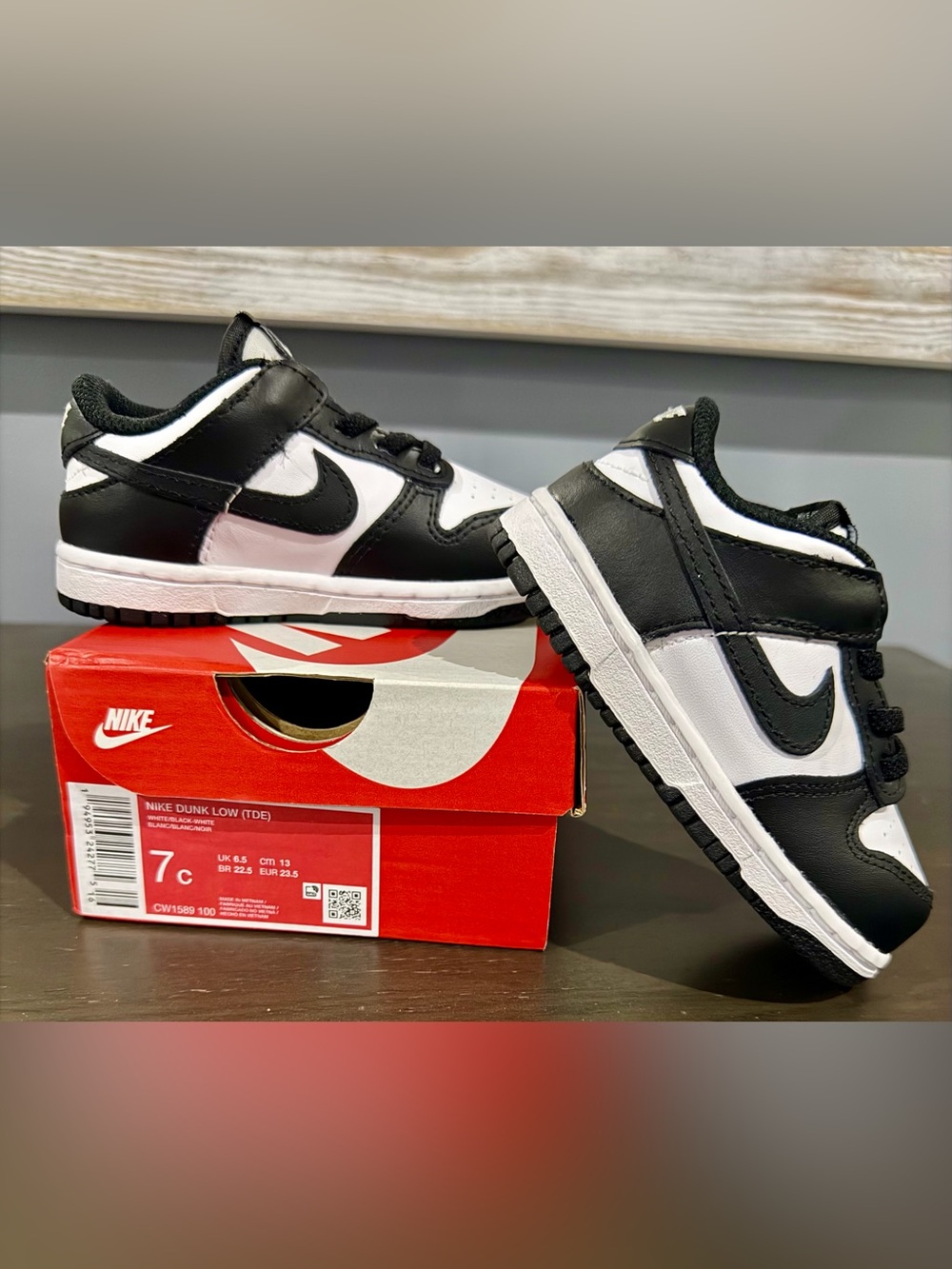 Nike Toddler Panda Dunk Low Top Sneakers, Size 7C *NEW*